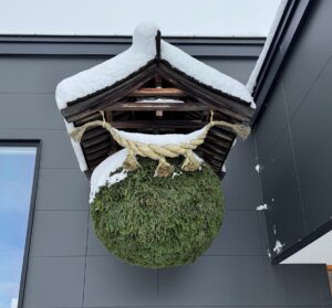 酒林の付け替えを行いました！